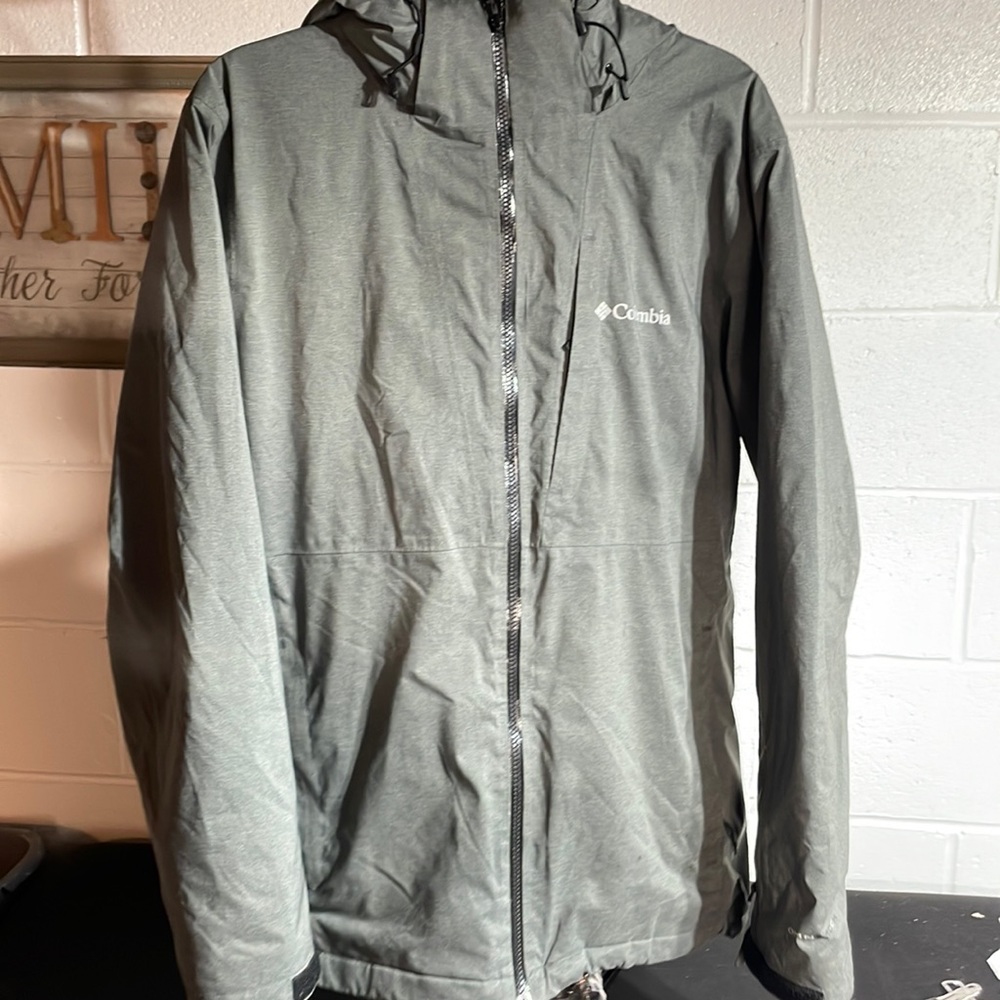 Size M men jacket Columbia